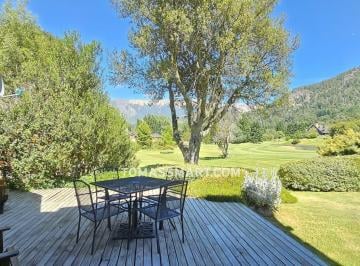 Casa · 230m² · 5 Ambientes · 2 Cocheras · Casa - Golf