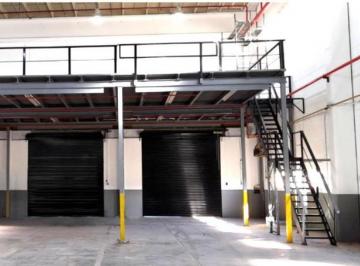 Bodega-Galpón , Florencio Varela · Alquiler Galpón 1895 m² en Florencio Varela