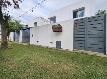 Casa · 115m² · 4 Ambientes · 1 Cochera · Venta Duplex 3 Dorm Housing Villa Allende