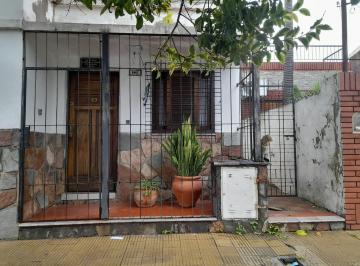 Casa de 4 ambientes, Tres de Febrero · Casa en Venta Ubicada en Caseros