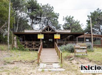 Local comercial , Nueva Atlantis · Local y 2 Cabañas en Block: Av Roldán Nº 430 - Nueva Atlantis - C776
