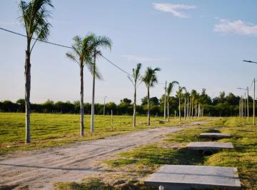 Quinta vacacional · 93m² · 3 Ambientes · Casas a Estrenar en Barrio Quiloazas