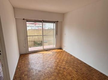 Departamento · 50m² · 3 Ambientes · Alberti 300 Amplio 3 Ambientes con Balcon