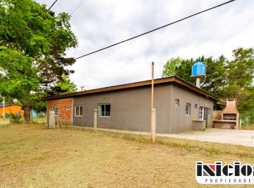 Casa de 3 ambientes, Nueva Atlantis · Dos Casas Modernas y Amplias - C771