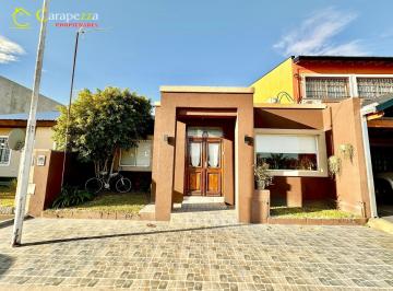 Casa · 117m² · 3 Ambientes · Hermosa Casa 3 Amb en Venta en Barrio Altos de Podesta