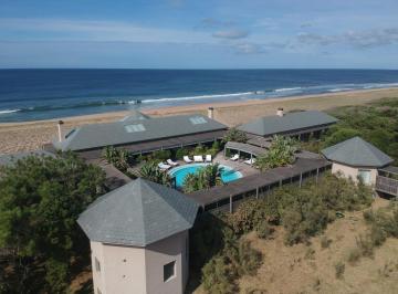 Campo · 923m² · 8 Ambientes · 3 Cocheras · Chacra Ojo de Mar en Venta, Sauce de Portezuelo