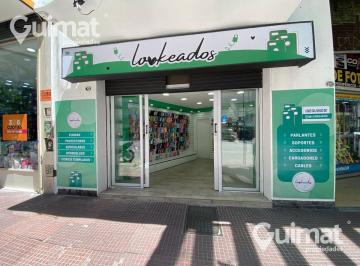 Local comercial · 110m² · Corrientes y Angel Gallardo - Local con Renta