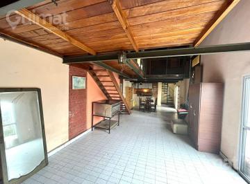 Departamento · 180m² · 4 Ambientes · Departamento 4 Ambientes en Floresta Tipo Casa con Terraza