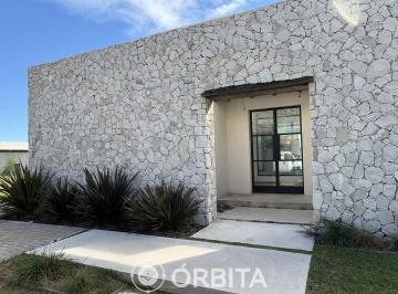 Casa · 223m² · 7 Ambientes · Casa en Venta en Barrio Santa Ana, Villa Nueva, Tigre, a La Laguna
