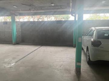 Garage , Ituzaingó · Cochera en Alquiler Complejo Acorus