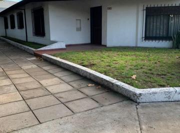 Casa de 4 ambientes, Lomas de Zamora · Casa Chalet en Venta en Lomas de Zamora, G. B. a. Zona Sur, Argentina