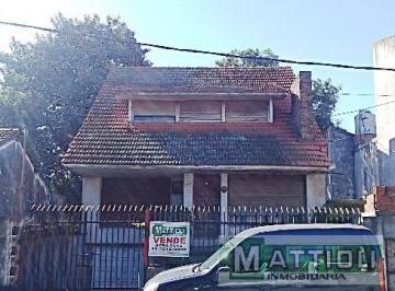 Casa de 7 ambientes, Quilmes · Chalet en Venta