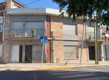Casa de 5 ambientes, Lanús · Casa en Venta, Remedios de Escalada, Oscar Francisco Alajarin Al 3300