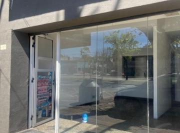 Local comercial · 45m² · Local en Venta Av Mitre 5300 Villa Dominico