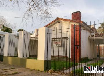 Casa de 3 ambientes, Mar de Ajó · Chalet en Lote: Lebensohn Nº 1220 - El Silvio - C662