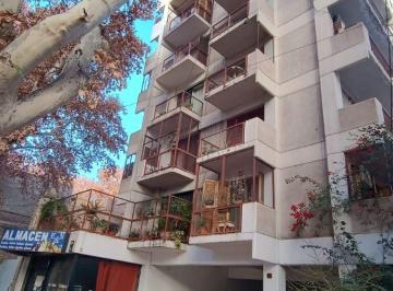 Departamento de 3 ambientes, Ciudad de Mendoza · Departamento Centrico Godoy Cruz y Chile