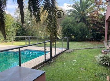 Casa · 150m² · 5 Ambientes · 1 Cochera · Venta de Casa en Country Boca Raton Financiada