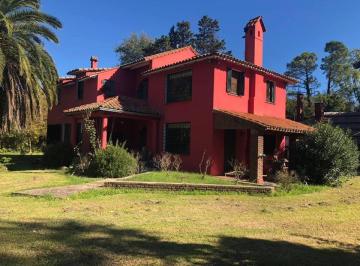 Casa 1 - frente1 · Impresionante Finca en Gral. Rodríguez Sobre Av Balbin