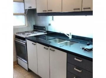 Departamento de 2 ambientes, La Paternal · Dpto 2 Amb. Muy Bueno - 2 Patios