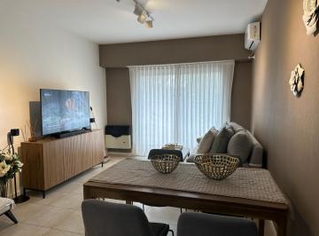 Departamento de 3 ambientes, Belgrano · Departamento 2 Dorm., Frente, Balcon Corrido, Hecho a Nuevo, Super Luminos