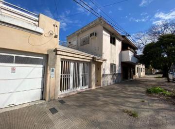 Casa · 147m² · 3 Ambientes · 1 Cochera · San Lorenzo 4581 - Se Vende - 2 Dorm. - Se Escuchan Ofertas
