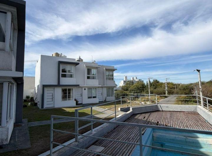 PH · 67m² · 3 Ambientes · 1 Cochera