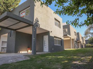 PH de 4 ambientes, La Calera · Housing Tres Arboles Cuesta Colorada