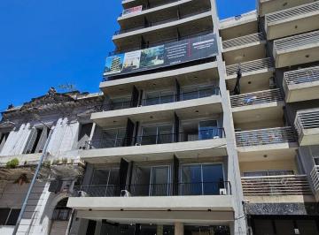 Departamento · 27m² · 1 Ambiente · Alquiler Departamento - Temporario - Caba, Montserrat - 1 Ambiente - 1 Baño - con Balcón