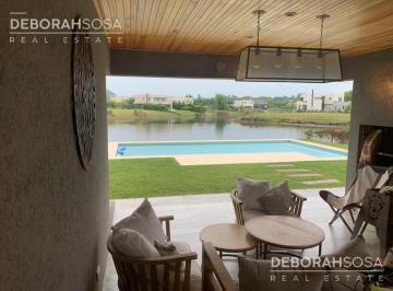 Casa · 230m² · 5 Ambientes · 5 Cocheras · Venta Hermosa Casa - El Canton
