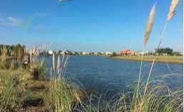 Terreno · 902m² · Venta Lote Central a La Laguna en El Canton - Norte