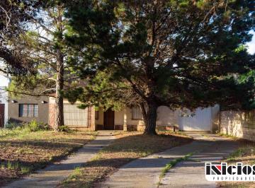 Casa de 4 ambientes, Nueva Atlantis · Casa en Lote: Zapiola Nº 265 - El Silvio - C320
