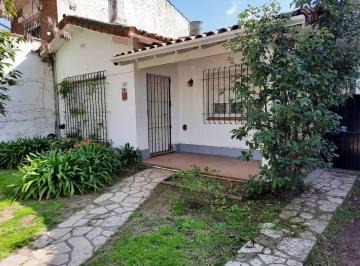 OLM-OLM-53_2 · Excelente Ubicacion, buen Chalet Sobre Lote 375 m²