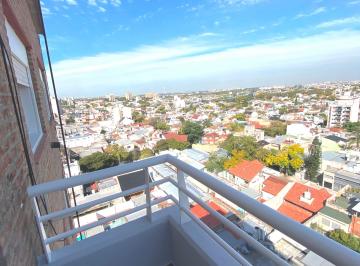 Departamento de 3 ambientes, Flores · Hermoso Departamento de 3 Ambientes Vista Panoramica Todo Sol!