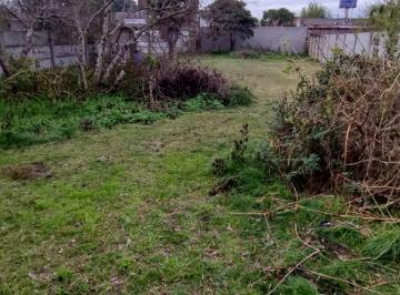 Terreno · 432m² · 2 Ambientes · Terreno con Pequeña Construcción en Venta en El Centro de General Belgrano