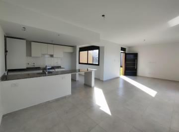 Casa · 100m² · 5 Ambientes · 2 Cocheras · Casa Funes Norte 2 Dorm. y Galería