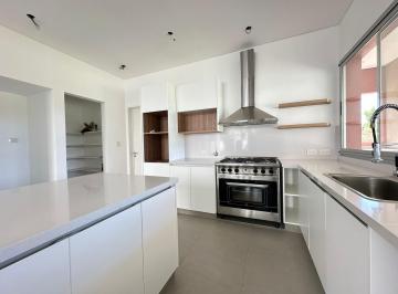 Casa · 370m² · 6 Ambientes · 2 Cocheras · Casa Al Río en Venta - Barrio San Juan, Villanueva, Tigre