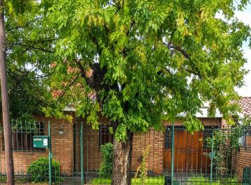 Casa de 6 ambientes, Córdoba · Alquilo Casa Zona Cerro 3 Dorm. y Dep de Servicio.