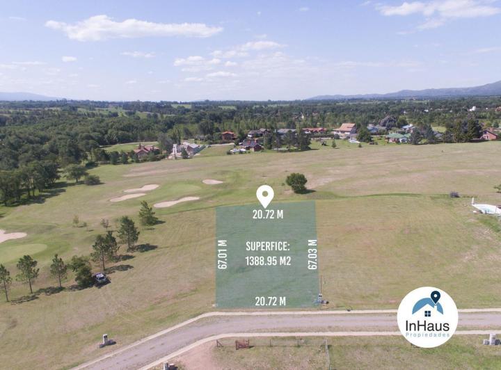 Terreno · 1388m²