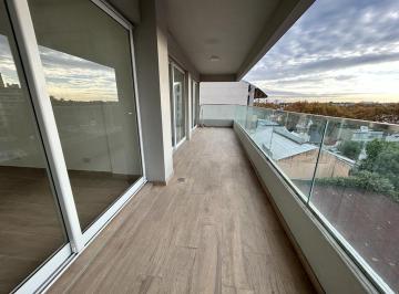 Departamento · 127m² · 4 Ambientes · 1 Cochera · Duplex de Categoría con Vista Panorámica a Toda La Ciudad