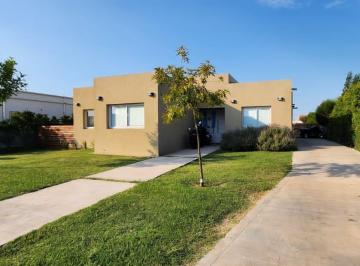 Casa de 4 ambientes, Tigre · Barrio Cerrado San Gabriel con Renta