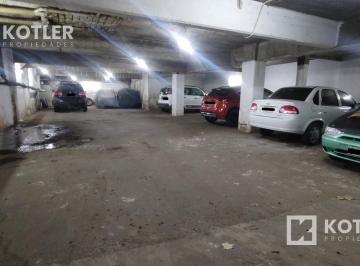 Depósito · 190m² · 6 Cocheras · 6 Cocheras en Block o Deposito a m de Plaza Bynon