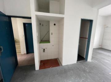Oficina comercial · 28m² · 1 Ambiente · Oficina 1 Amb Luminosa con Baño y Kitchenette