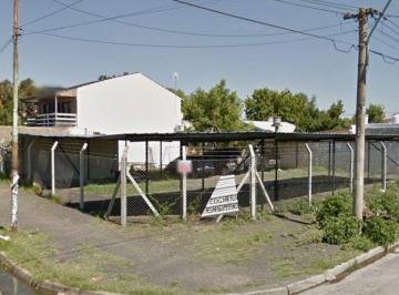 Terreno · 247m² · Venta Terreno Villa Tesei Cocheras Esquina