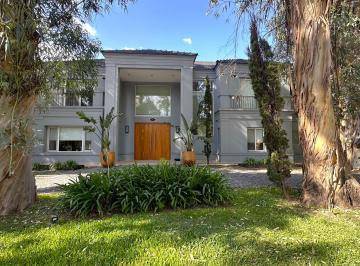 Casa de 4 ambientes, General Rodríguez · Chalet en Venta, Campos de Alvarez