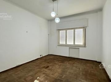 Oficina comercial · 22m² · 1 Ambiente · Oficina Solo Profesional Sobre Av Maipú