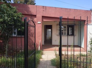 Casa de 3 ambientes, Moreno · Casa en Venta - Calle Tschifelly y Naciones Unidas Moreno Sur