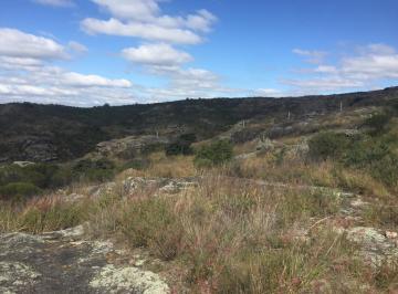 Terreno · Lote en Venta en Emprendimiento - Tanti - con Fabulosa Vista