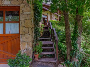 Casa · 287m² · 4 Ambientes · 2 Cocheras · Chalet en El Barrio Bosque Peralta Ramos.
