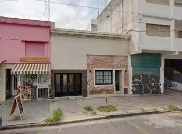 Local comercial · 240m² · 6 Ambientes · 1 Cochera · Local en Alquiler en La Plata - Dacal Bienes Raíces