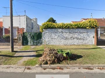 Terreno · 100m² · Retasado - Lote 430 m² con Galpon de 100 m²
